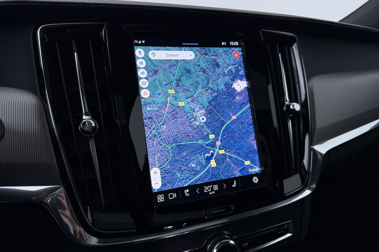 Volvo V90 T6 Plug-in hybrid Ultimate Dark | Panoramadak | 360° Camera | Head-Up | ACC | harman/kardon | BLIS