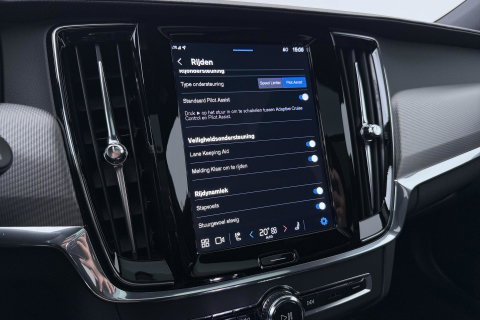 Volvo V90 T6 Plug-in hybrid Ultimate Dark | Panoramadak | 360° Camera | Head-Up | ACC | harman/kardon | BLIS