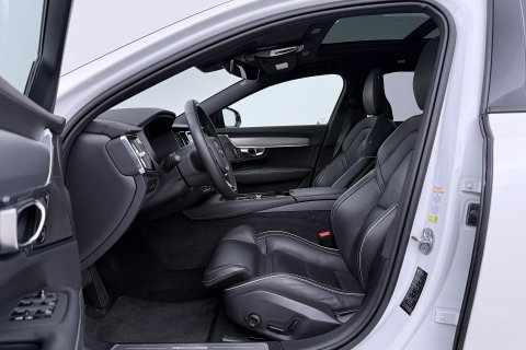 Volvo V90 T6 Plug-in hybrid Ultimate Dark | Panoramadak | 360° Camera | Head-Up | ACC | harman/kardon | BLIS