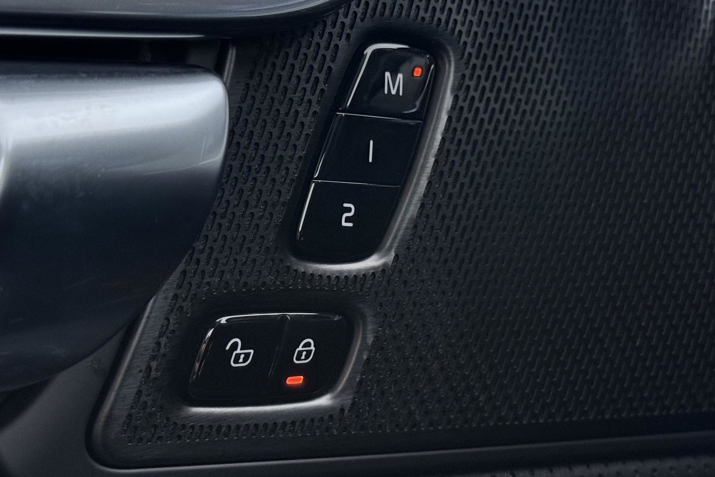 Volvo V90 T6 Plug-in hybrid Ultimate Dark | Panoramadak | 360° Camera | Head-Up | ACC | harman/kardon | BLIS