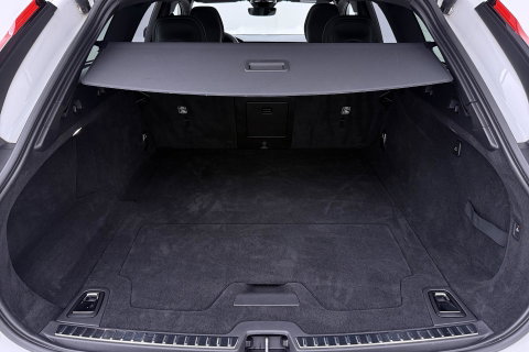 Volvo V90 T6 Plug-in hybrid Ultimate Dark | Panoramadak | 360° Camera | Head-Up | ACC | harman/kardon | BLIS