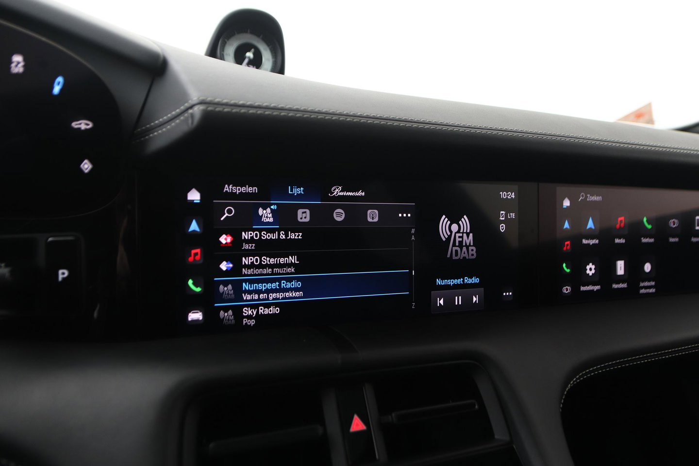 Porsche Taycan Sport Turismo Turbo S 93 kWh | BTW | Sport Chrono | Panoramadak | 229K NW prijs | Burmester Audio | Keramisch | 360° Camera | 21 Inch