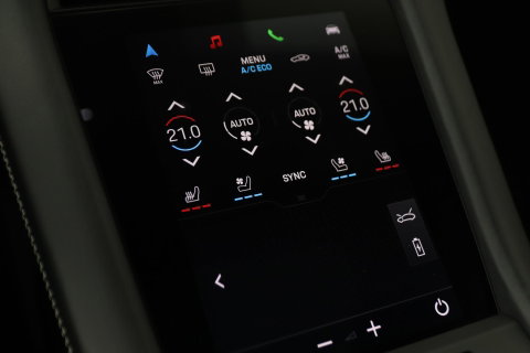Porsche Taycan Sport Turismo Turbo S 93 kWh | BTW | Sport Chrono | Panoramadak | 229K NW prijs | Burmester Audio | Keramisch | 360° Camera | 21 Inch