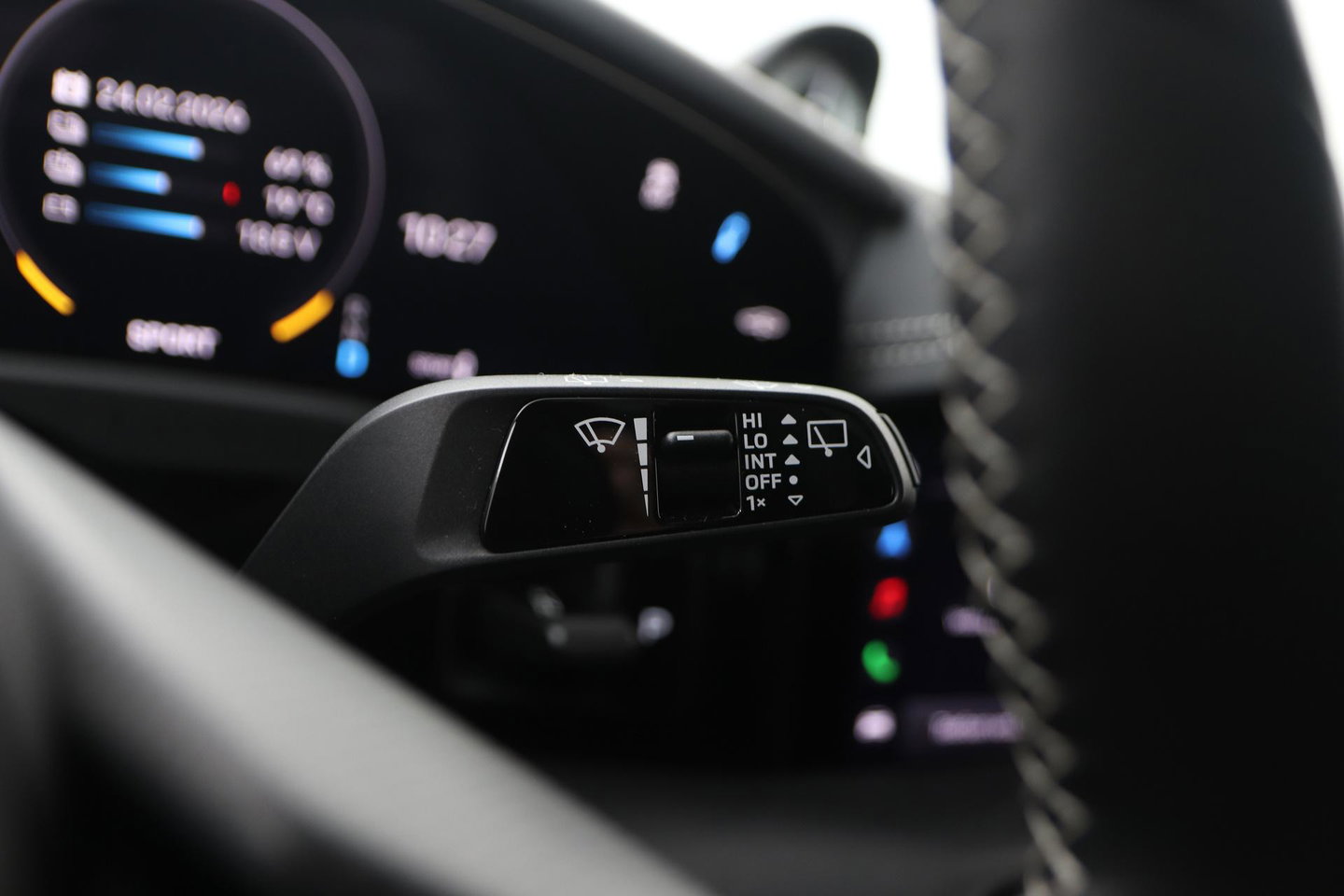 Porsche Taycan Sport Turismo Turbo S 93 kWh | BTW | Sport Chrono | Panoramadak | 229K NW prijs | Burmester Audio | Keramisch | 360° Camera | 21 Inch