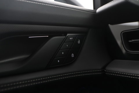 Porsche Taycan Sport Turismo Turbo S 93 kWh | BTW | Sport Chrono | Panoramadak | 229K NW prijs | Burmester Audio | Keramisch | 360° Camera | 21 Inch