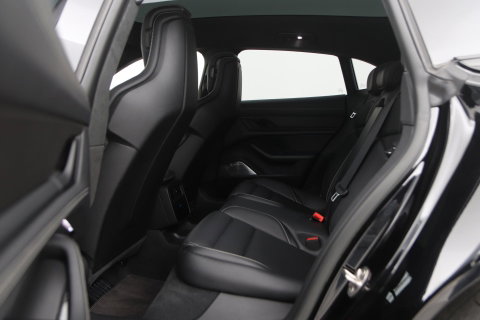 Porsche Taycan Sport Turismo Turbo S 93 kWh | BTW | Sport Chrono | Panoramadak | 229K NW prijs | Burmester Audio | Keramisch | 360° Camera | 21 Inch