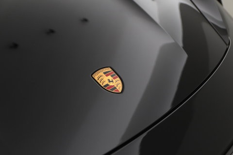 Porsche Taycan Sport Turismo Turbo S 93 kWh | BTW | Sport Chrono | Panoramadak | 229K NW prijs | Burmester Audio | Keramisch | 360° Camera | 21 Inch