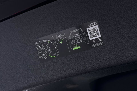 Audi Q8 60 TFSI e quattro Pro Line S Competition | Luchtvering | B&O | Panoramadak | Trekhaak | 360° Camera | 23 Inch