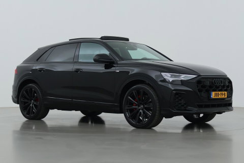 Audi Q8 60 TFSI e quattro Pro Line S Competition | Luchtvering | B&O | Panoramadak | Trekhaak | 360° Camera | 23 Inch