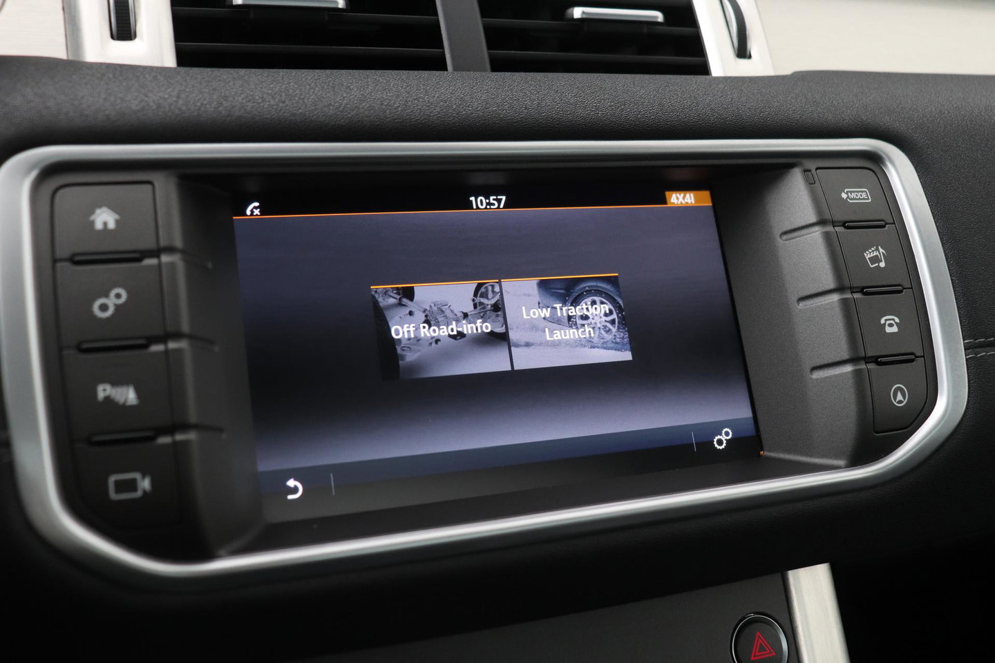 Land Rover Range Rover Evoque 2.0 TD4 HSE Dynamic | Automaat | Trekhaak | Panoramadak | Camera | Stoelverwarming