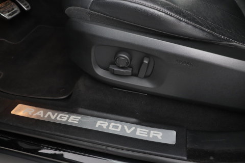 Land Rover Range Rover Evoque 2.0 TD4 HSE Dynamic | Automaat | Trekhaak | Panoramadak | Camera | Stoelverwarming