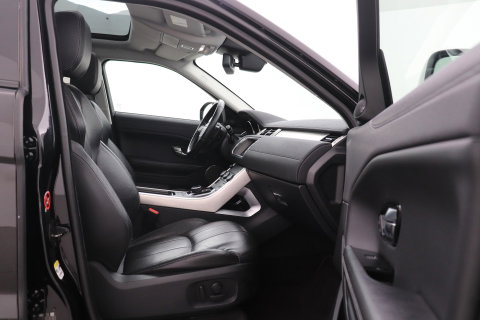 Land Rover Range Rover Evoque 2.0 TD4 HSE Dynamic | Automaat | Trekhaak | Panoramadak | Camera | Stoelverwarming
