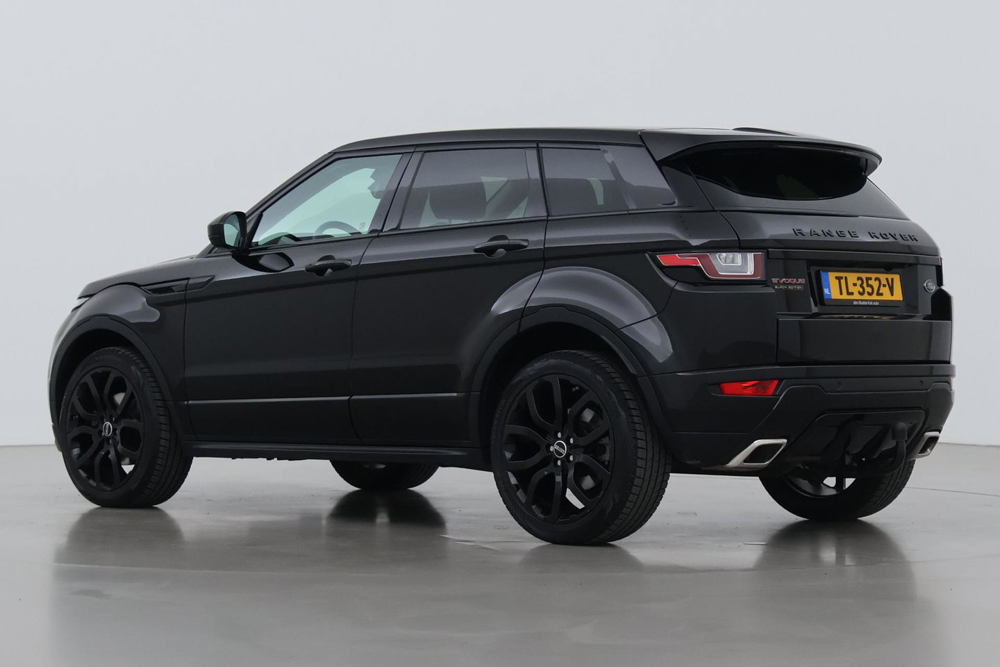 Land Rover Range Rover Evoque 2.0 TD4 HSE Dynamic | Automaat | Trekhaak | Panoramadak | Camera | Stoelverwarming