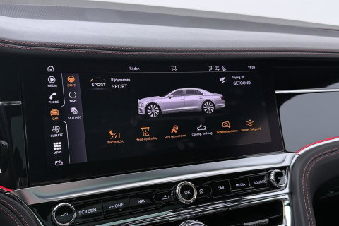 Bentley Flying Spur 2.9 V6 Hybrid Azure | Rotating Display | Black Pack | Touring Specification | Styling Specification | Sunroof | Massage