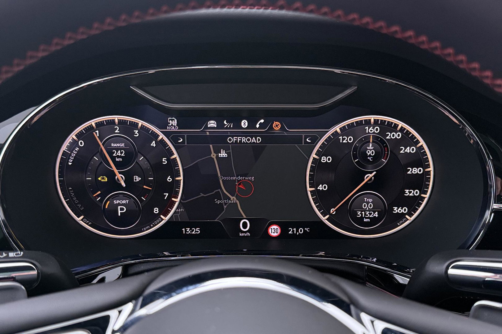 Bentley Flying Spur 2.9 V6 Hybrid Azure | Rotating Display | Black Pack | Touring Specification | Styling Specification | Sunroof | Massage