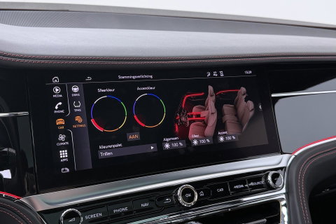 Bentley Flying Spur 2.9 V6 Hybrid Azure | Rotating Display | Black Pack | Touring Specification | Styling Specification | Sunroof | Massage