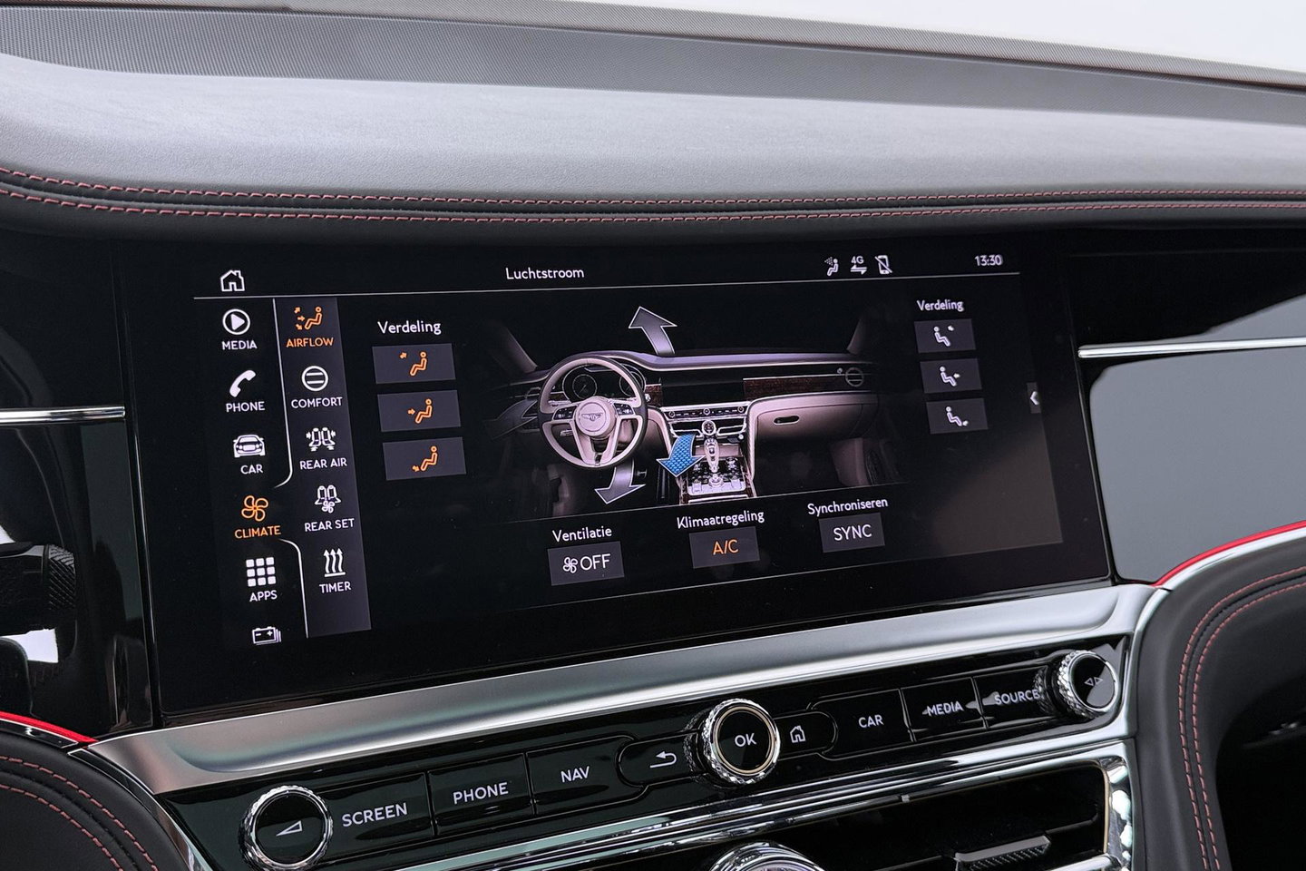 Bentley Flying Spur 2.9 V6 Hybrid Azure | Rotating Display | Black Pack | Touring Specification | Styling Specification | Sunroof | Massage