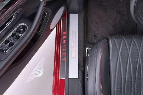 Bentley Flying Spur 2.9 V6 Hybrid Azure | Rotating Display | Black Pack | Touring Specification | Styling Specification | Sunroof | Massage