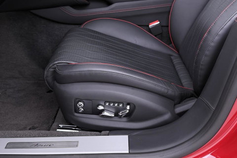 Bentley Flying Spur 2.9 V6 Hybrid Azure | Rotating Display | Black Pack | Touring Specification | Styling Specification | Sunroof | Massage