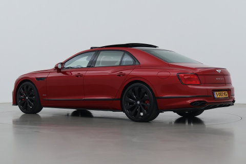 Bentley Flying Spur 2.9 V6 Hybrid Azure | Rotating Display | Black Pack | Touring Specification | Styling Specification | Sunroof | Massage