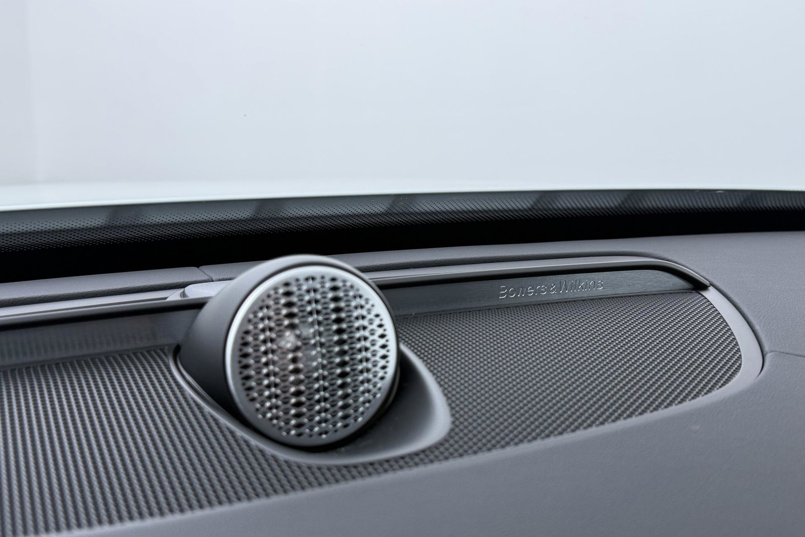Volvo XC90 T8 Plug-in hybrid Ultra Black Edition | Luchtvering | Bowers&Wilkins | Head-Up | 360° Camera | Panoramadak