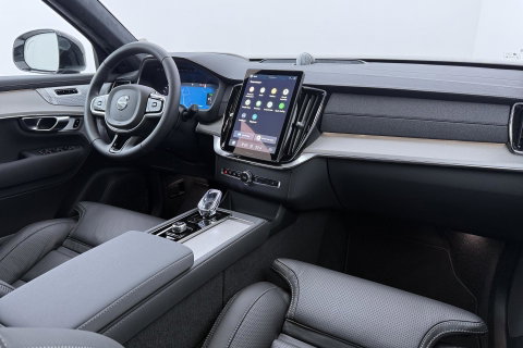 Volvo XC90 T8 Plug-in hybrid Ultra Black Edition | Luchtvering | Bowers&Wilkins | Head-Up | 360° Camera | Panoramadak