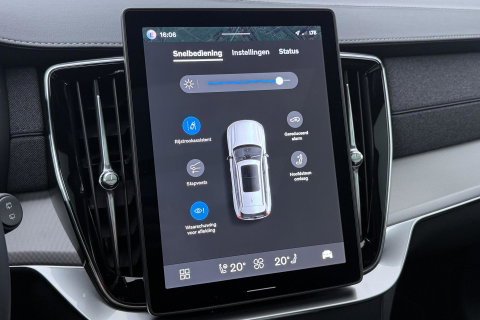 Volvo XC90 T8 Plug-in hybrid Ultra Black Edition | Luchtvering | Bowers&Wilkins | Head-Up | 360° Camera | Panoramadak