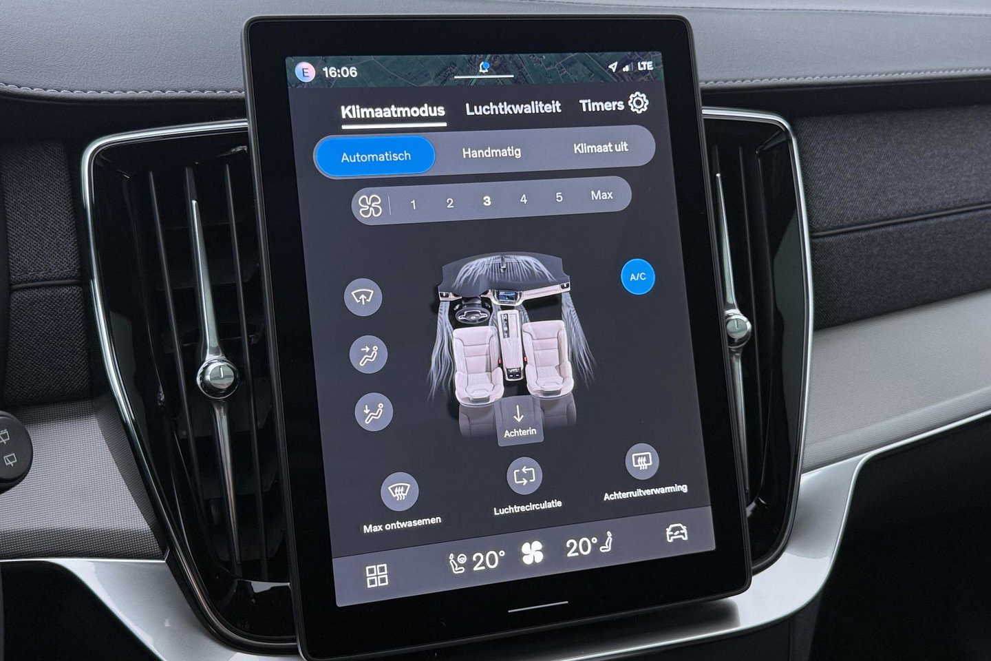Volvo XC90 T8 Plug-in hybrid Ultra Black Edition | Luchtvering | Bowers&Wilkins | Head-Up | 360° Camera | Panoramadak
