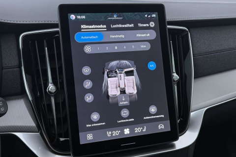 Volvo XC90 T8 Plug-in hybrid Ultra Black Edition | Luchtvering | Bowers&Wilkins | Head-Up | 360° Camera | Panoramadak