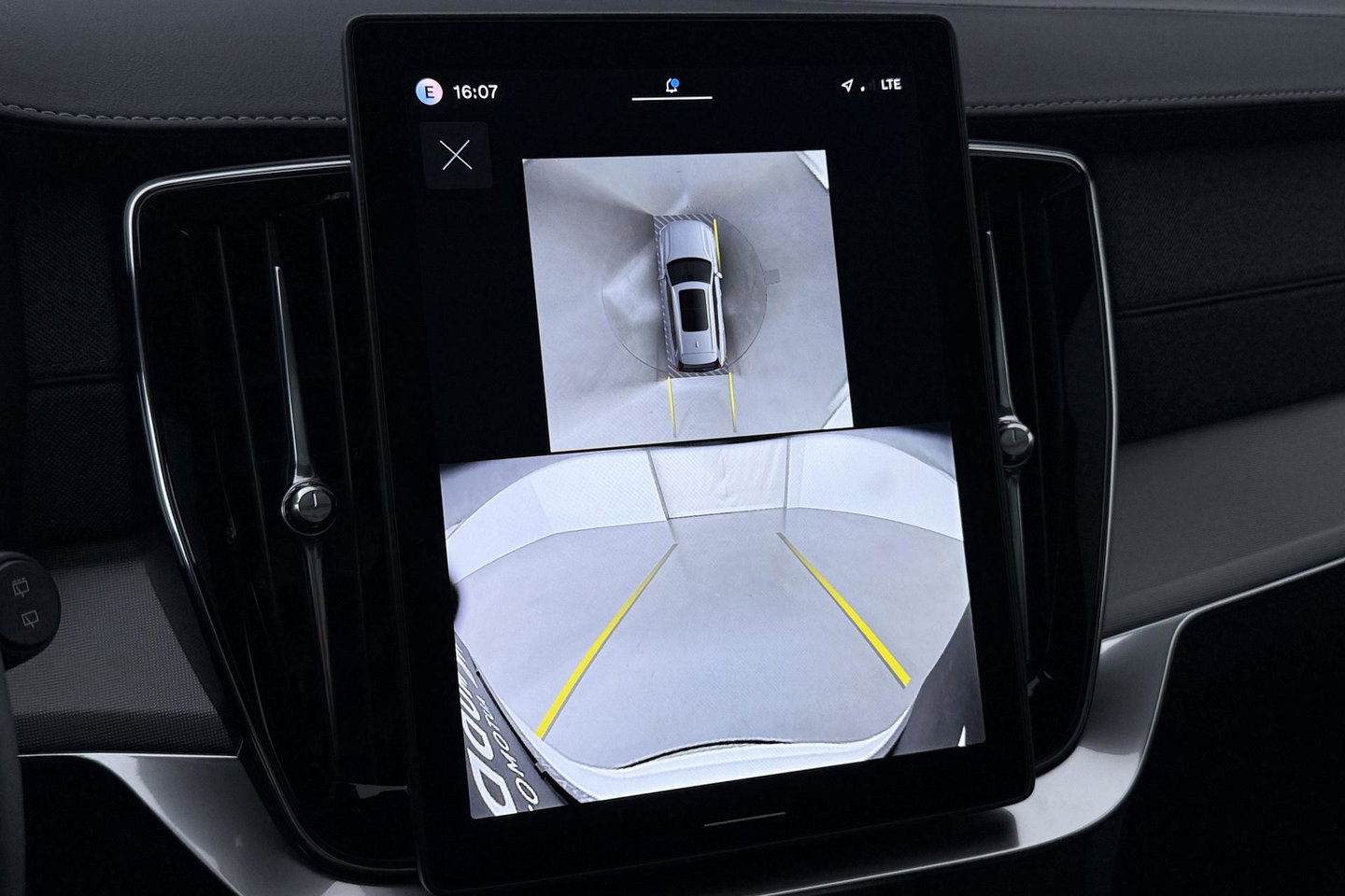 Volvo XC90 T8 Plug-in hybrid Ultra Black Edition | Luchtvering | Bowers&Wilkins | Head-Up | 360° Camera | Panoramadak