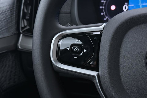 Volvo XC90 T8 Plug-in hybrid Ultra Black Edition | Luchtvering | Bowers&Wilkins | Head-Up | 360° Camera | Panoramadak
