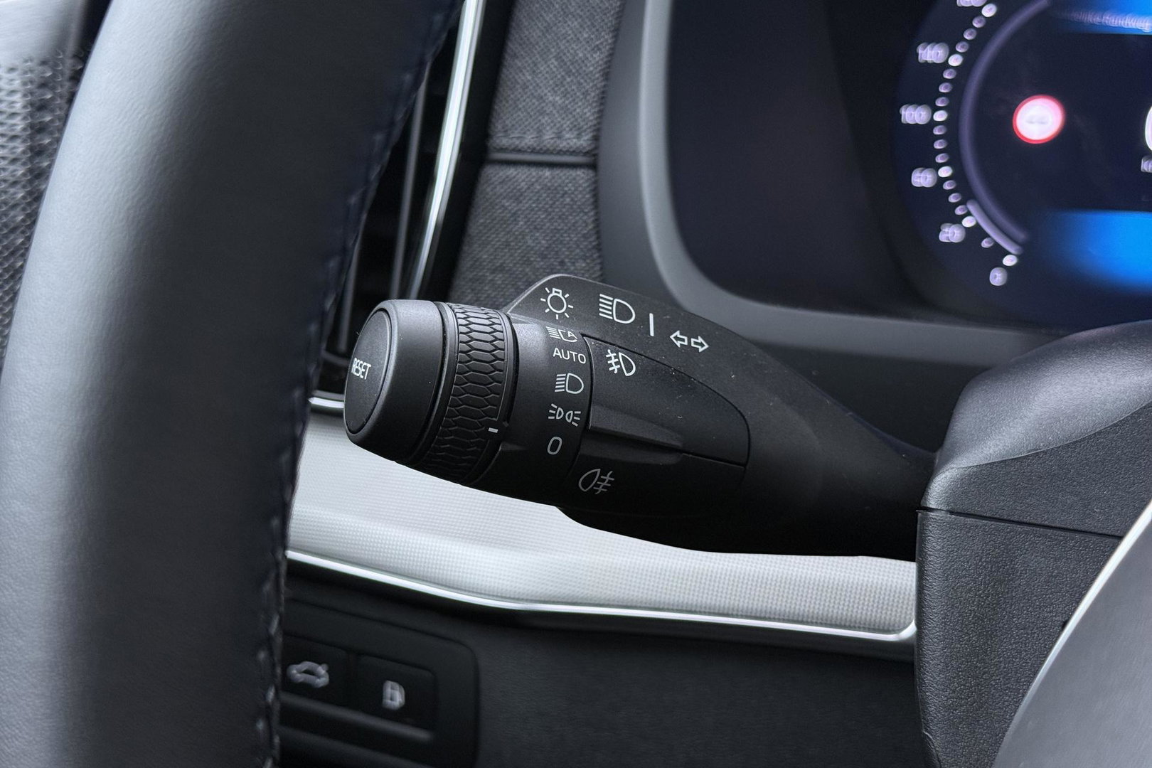 Volvo XC90 T8 Plug-in hybrid Ultra Black Edition | Luchtvering | Bowers&Wilkins | Head-Up | 360° Camera | Panoramadak