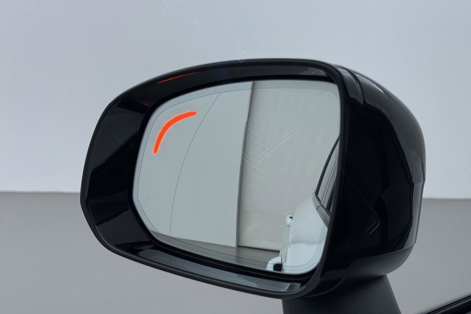 Volvo XC90 T8 Plug-in hybrid Ultra Black Edition | Luchtvering | Bowers&Wilkins | Head-Up | 360° Camera | Panoramadak