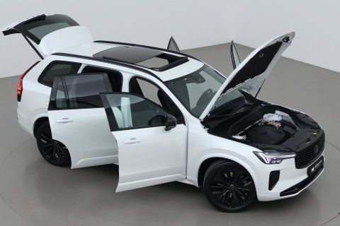 Volvo XC90 T8 Plug-in hybrid Ultra Black Edition | Luchtvering | Bowers&Wilkins | Head-Up | 360° Camera | Panoramadak