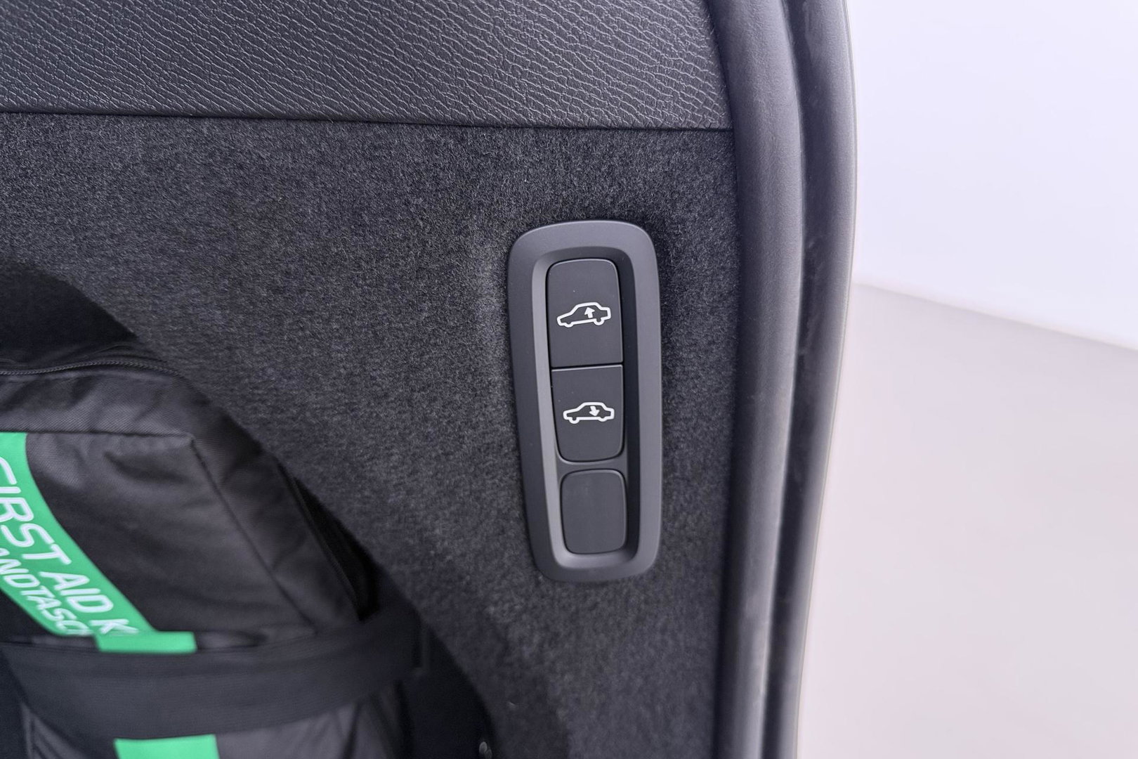 Volvo XC90 T8 Plug-in hybrid Ultra Black Edition | Luchtvering | Bowers&Wilkins | Head-Up | 360° Camera | Panoramadak