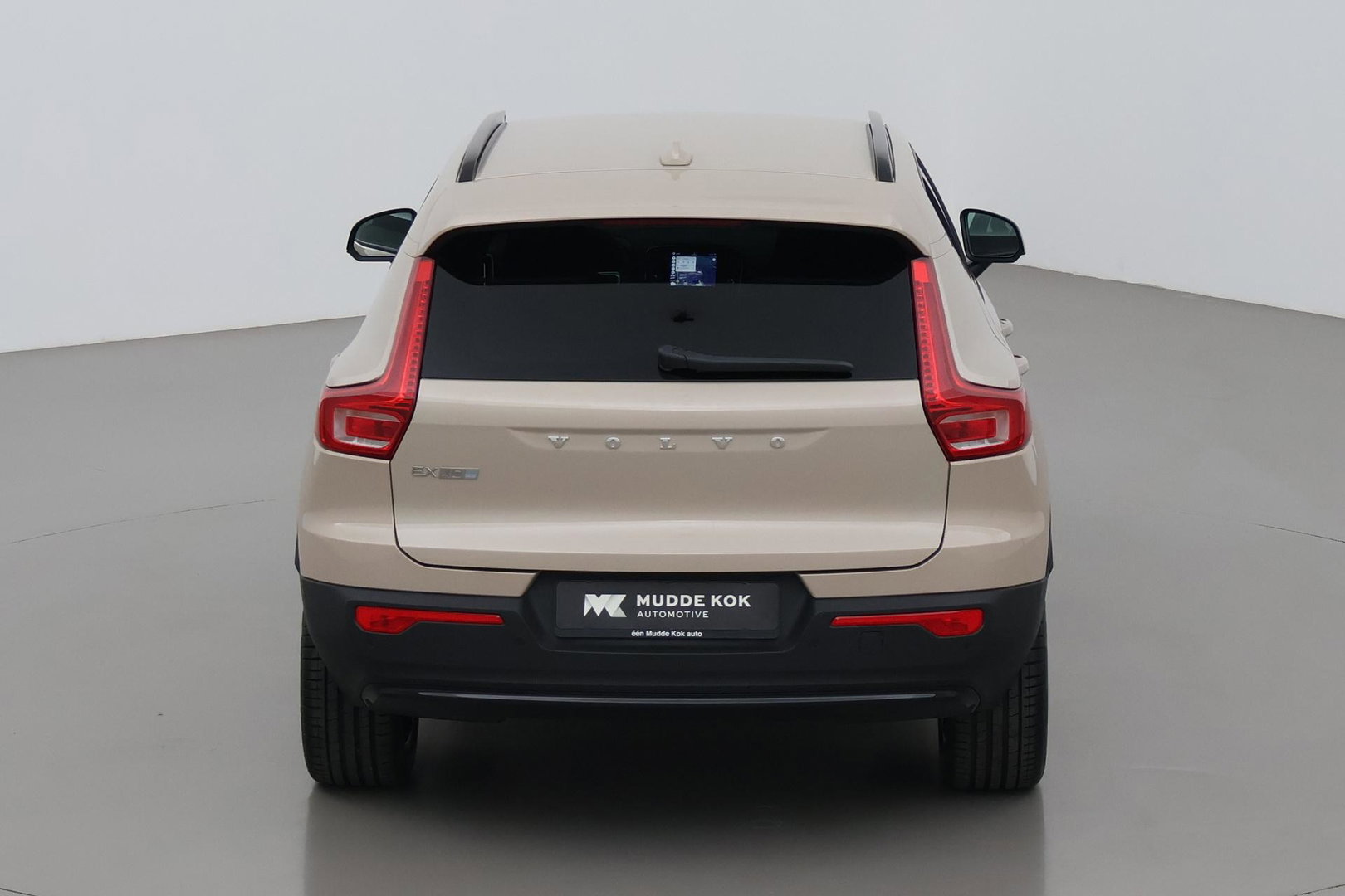 Volvo EX40 Single Motor Extended Range Plus 82 kWh | ACC | 360° Camera | Stoel+Stuurverwarming | Harman/Kardon | BLIS