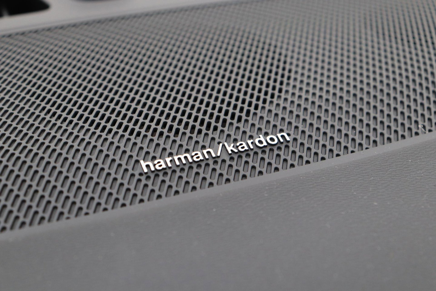 Volvo EX40 Single Motor Extended Range Plus 82 kWh | ACC | 360° Camera | Stoel+Stuurverwarming | Harman/Kardon | BLIS