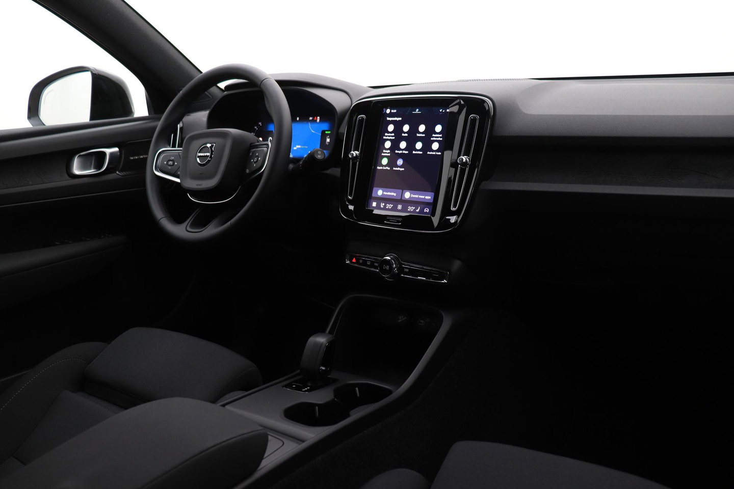 Volvo EX40 Single Motor Extended Range Plus 82 kWh | ACC | 360° Camera | Stoel+Stuurverwarming | Harman/Kardon | BLIS