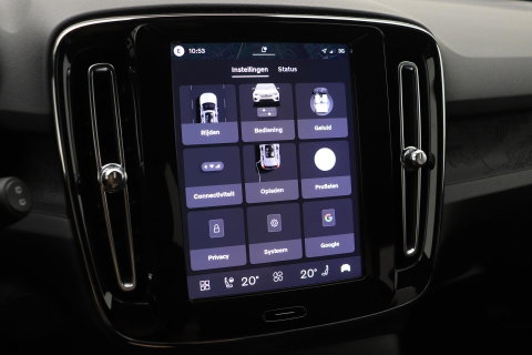 Volvo EX40 Single Motor Extended Range Plus 82 kWh | ACC | 360° Camera | Stoel+Stuurverwarming | Harman/Kardon | BLIS