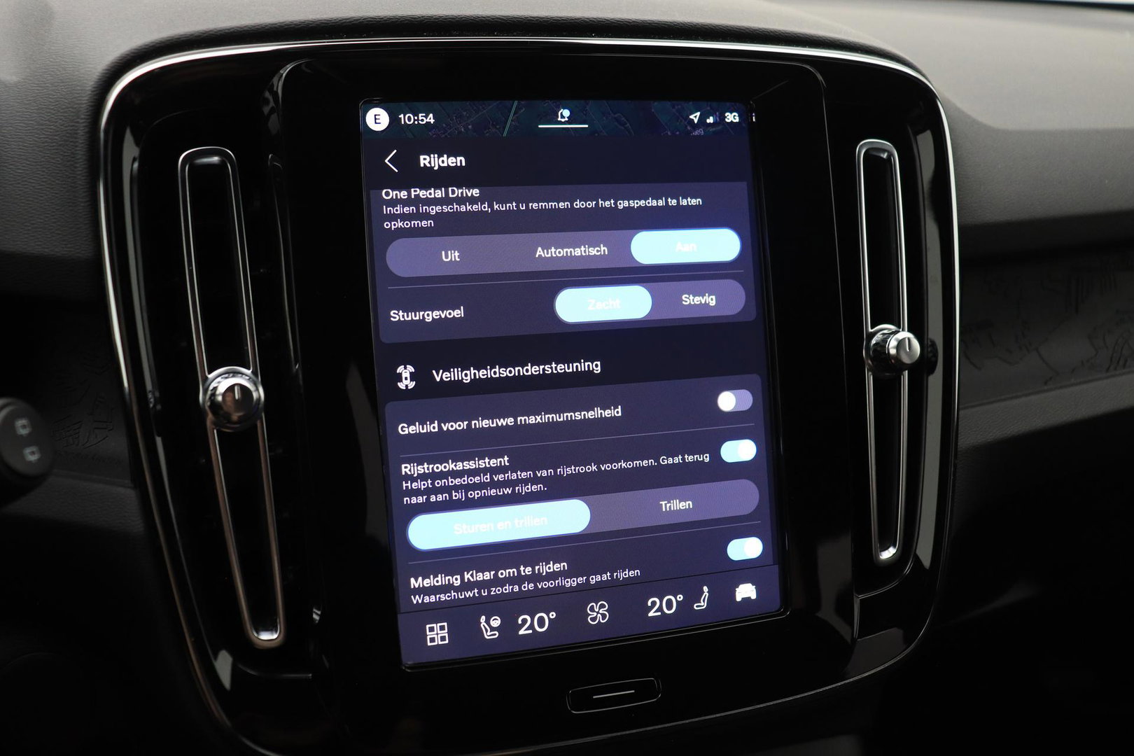 Volvo EX40 Single Motor Extended Range Plus 82 kWh | ACC | 360° Camera | Stoel+Stuurverwarming | Harman/Kardon | BLIS