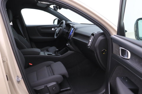 Volvo EX40 Single Motor Extended Range Plus 82 kWh | ACC | 360° Camera | Stoel+Stuurverwarming | Harman/Kardon | BLIS