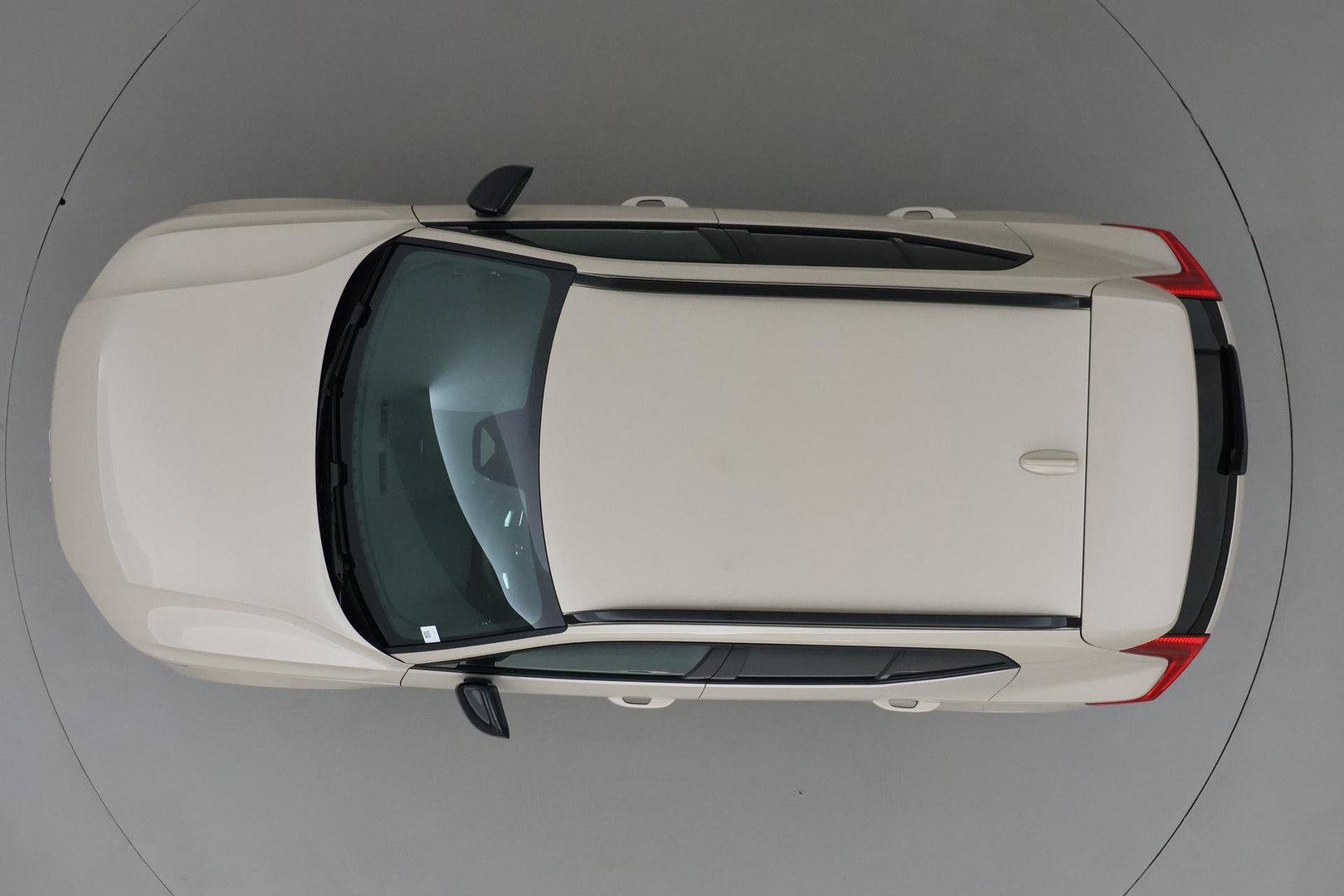 Volvo EX40 Single Motor Extended Range Plus 82 kWh | ACC | 360° Camera | Stoel+Stuurverwarming | Harman/Kardon | BLIS
