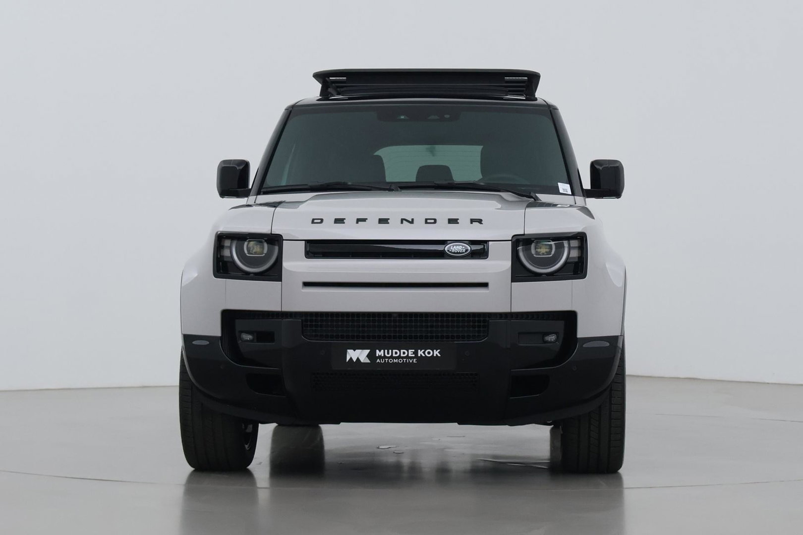 Land Rover Defender P300e 110 X-Dynamic HSE | FACELIFT | ClearSight | Meridian Surround | Head-Up | ACC | Panoramadak | Trekhaak