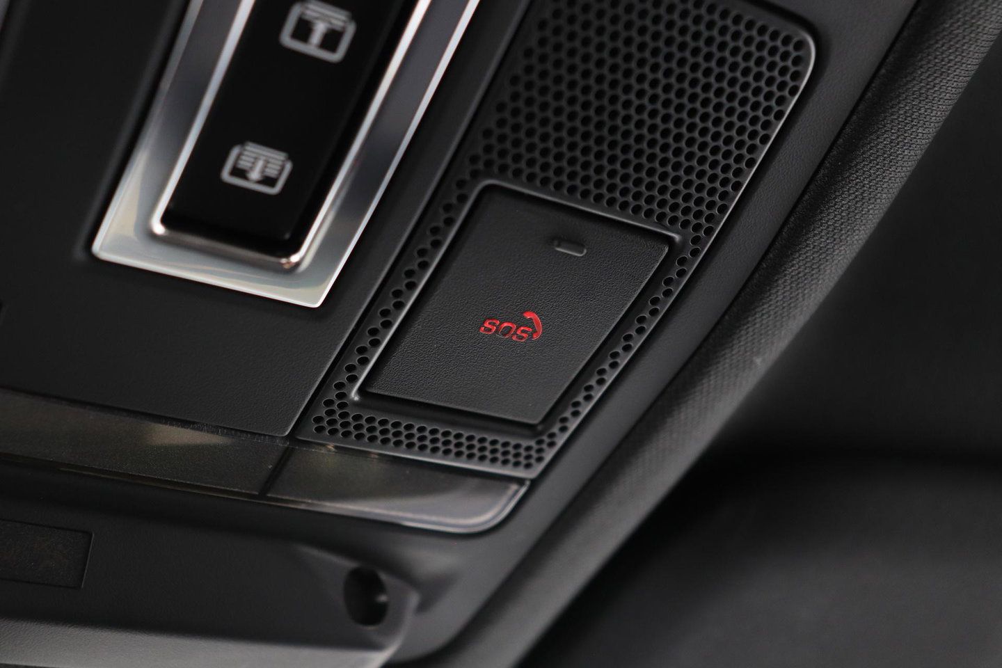 Land Rover Defender P300e 110 X-Dynamic HSE | FACELIFT | ClearSight | Meridian Surround | Head-Up | ACC | Panoramadak | Trekhaak