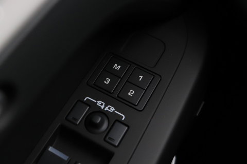 Land Rover Defender P300e 110 X-Dynamic HSE | FACELIFT | ClearSight | Meridian Surround | Head-Up | ACC | Panoramadak | Trekhaak