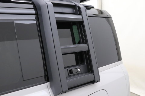 Land Rover Defender P300e 110 X-Dynamic HSE | FACELIFT | ClearSight | Meridian Surround | Head-Up | ACC | Panoramadak | Trekhaak