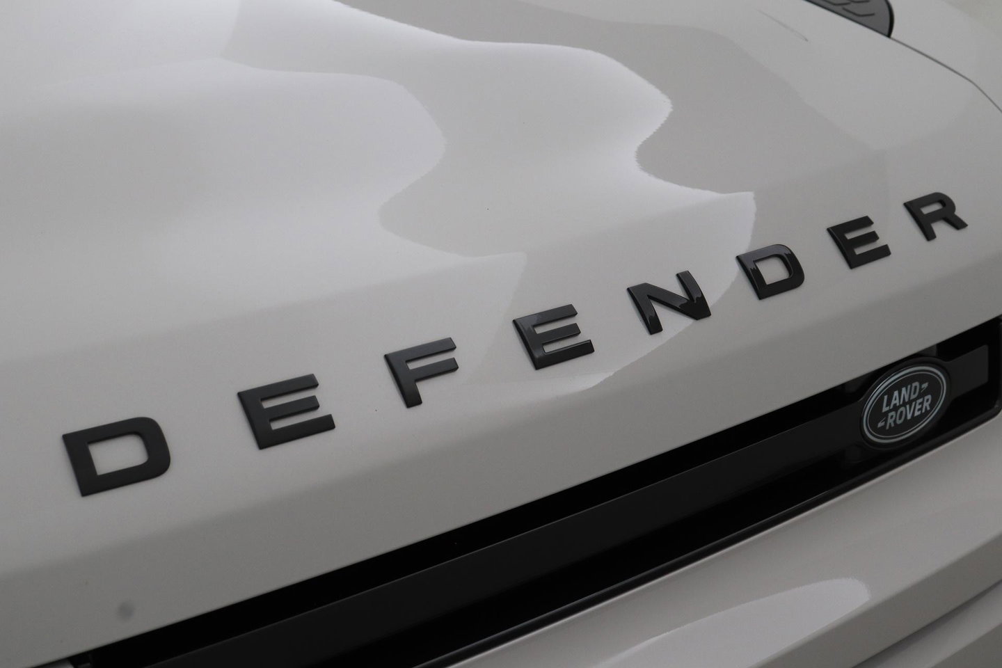 Land Rover Defender P300e 110 X-Dynamic HSE | FACELIFT | ClearSight | Meridian Surround | Head-Up | ACC | Panoramadak | Trekhaak