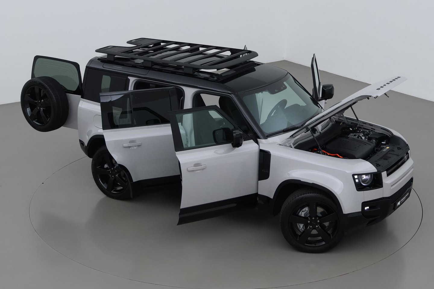 Land Rover Defender P300e 110 X-Dynamic HSE | FACELIFT | ClearSight | Meridian Surround | Head-Up | ACC | Panoramadak | Trekhaak