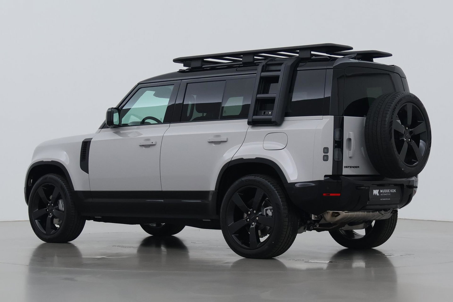 Land Rover Defender P300e 110 X-Dynamic HSE | FACELIFT | ClearSight | Meridian Surround | Head-Up | ACC | Panoramadak | Trekhaak