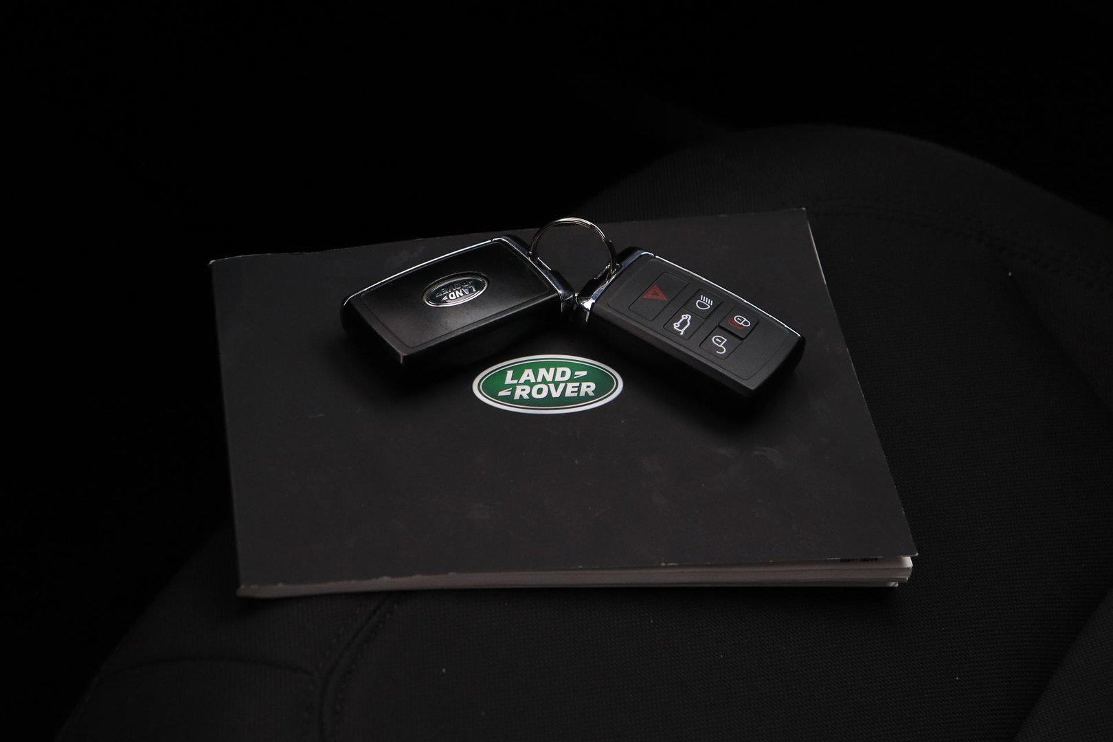 Land Rover Defender 110 2.0 P400e 110 S | Luchtvering | 360° Camera | Keyless | Stoel+Stuurverwarming | 20 Inch